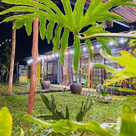 Nha Cua Nep Villa Plei Brel Luaran gambar