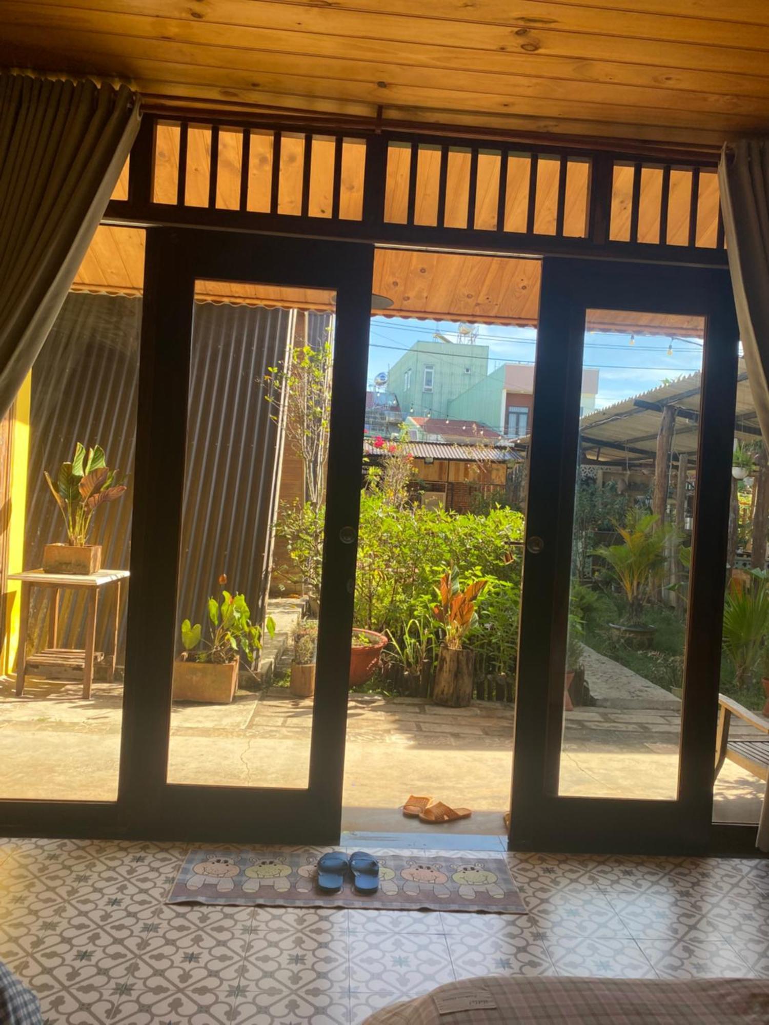 Nha Cua Nep Villa Plei Brel Luaran gambar